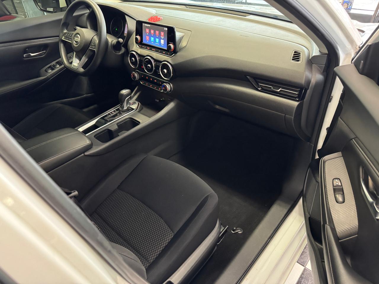 2020 Nissan Sentra S+Camera+A/C+Bluetooth+CLEAN CARFAX+ACCIDENT FREE - Photo #21