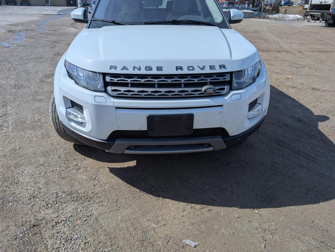 2014 Land Rover Range Rover Evoque 5dr HB Pure Plus Photo2