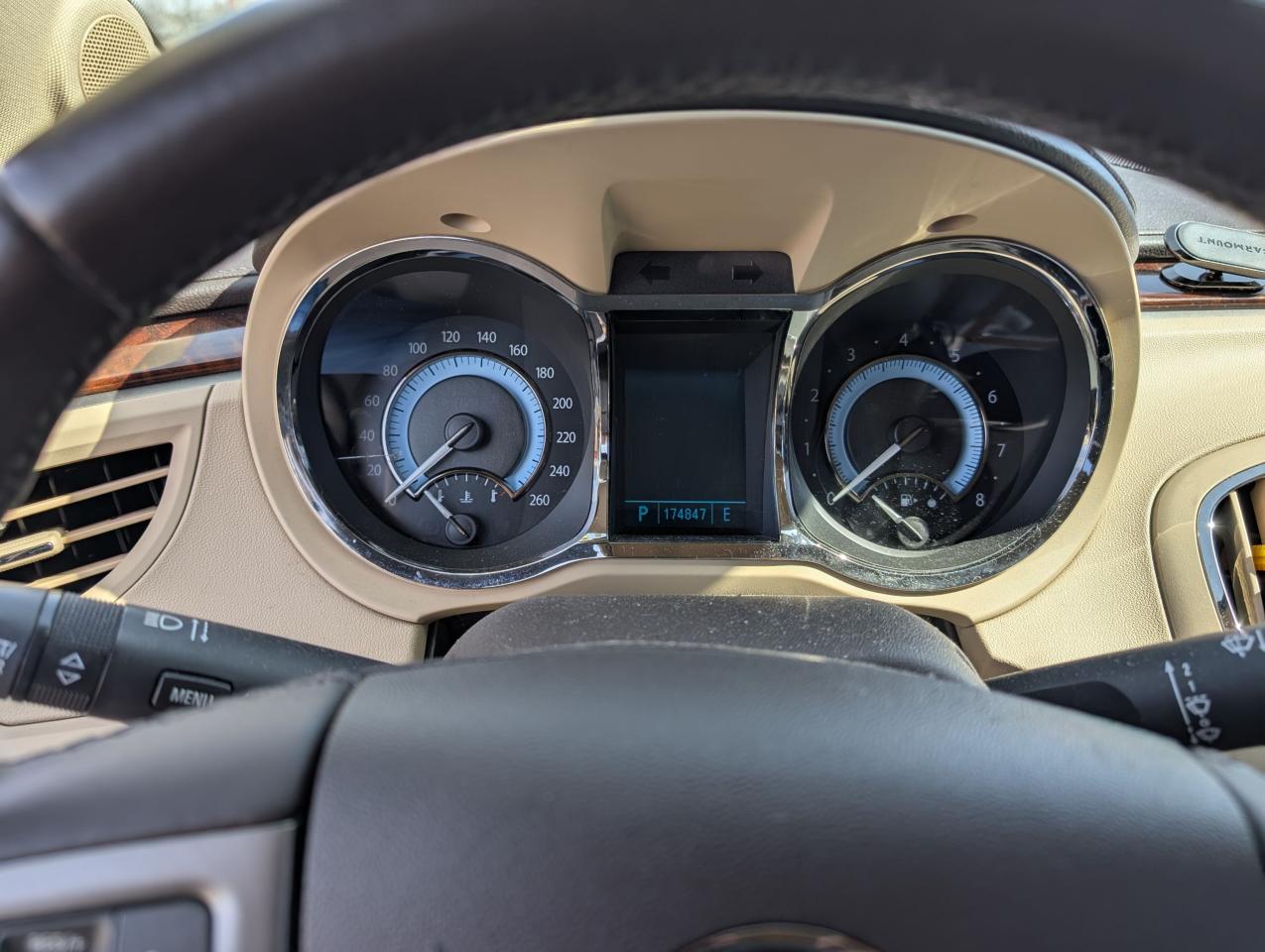2010 Buick LaCrosse 4dr Sdn Cxl Fwd - Photo #4