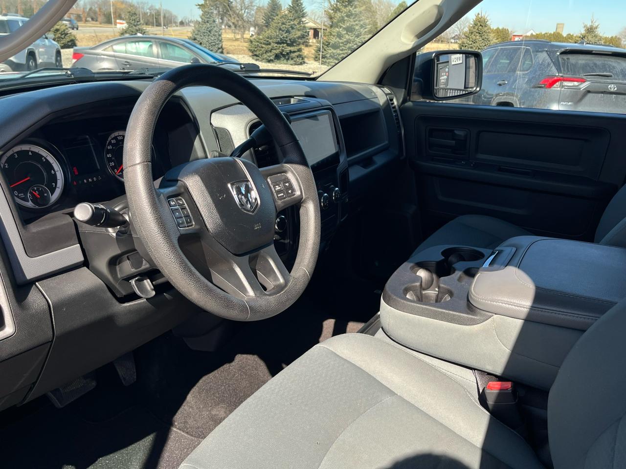 2017 RAM 1500 SXT | Navigation | Backup Camera | Bluetooth - Photo #9