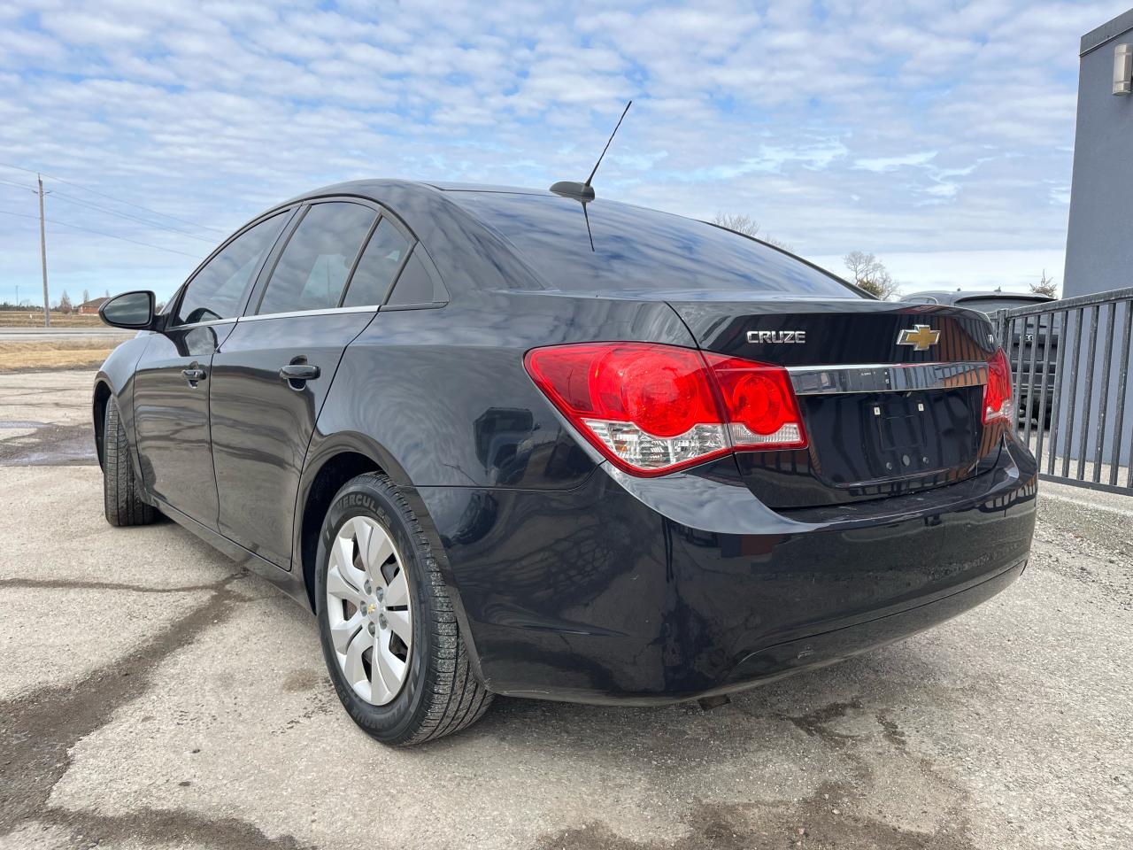 2015 Chevrolet Cruze 1LT | Backup Camera | Bluetooth | Cruise Control - Photo #3