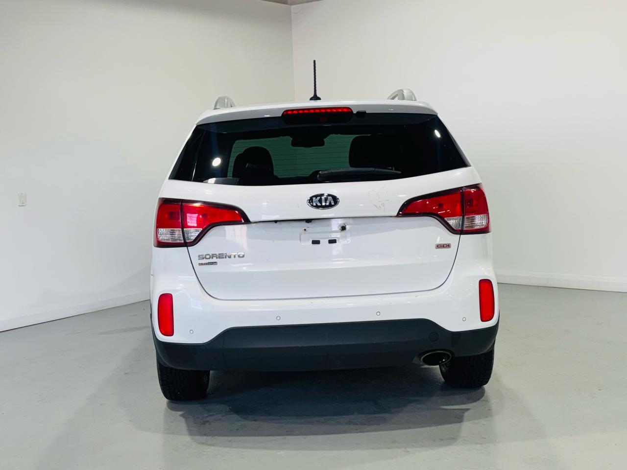 2015 Kia Sorento AWD 4dr I4 GDI Auto LX - Photo #6