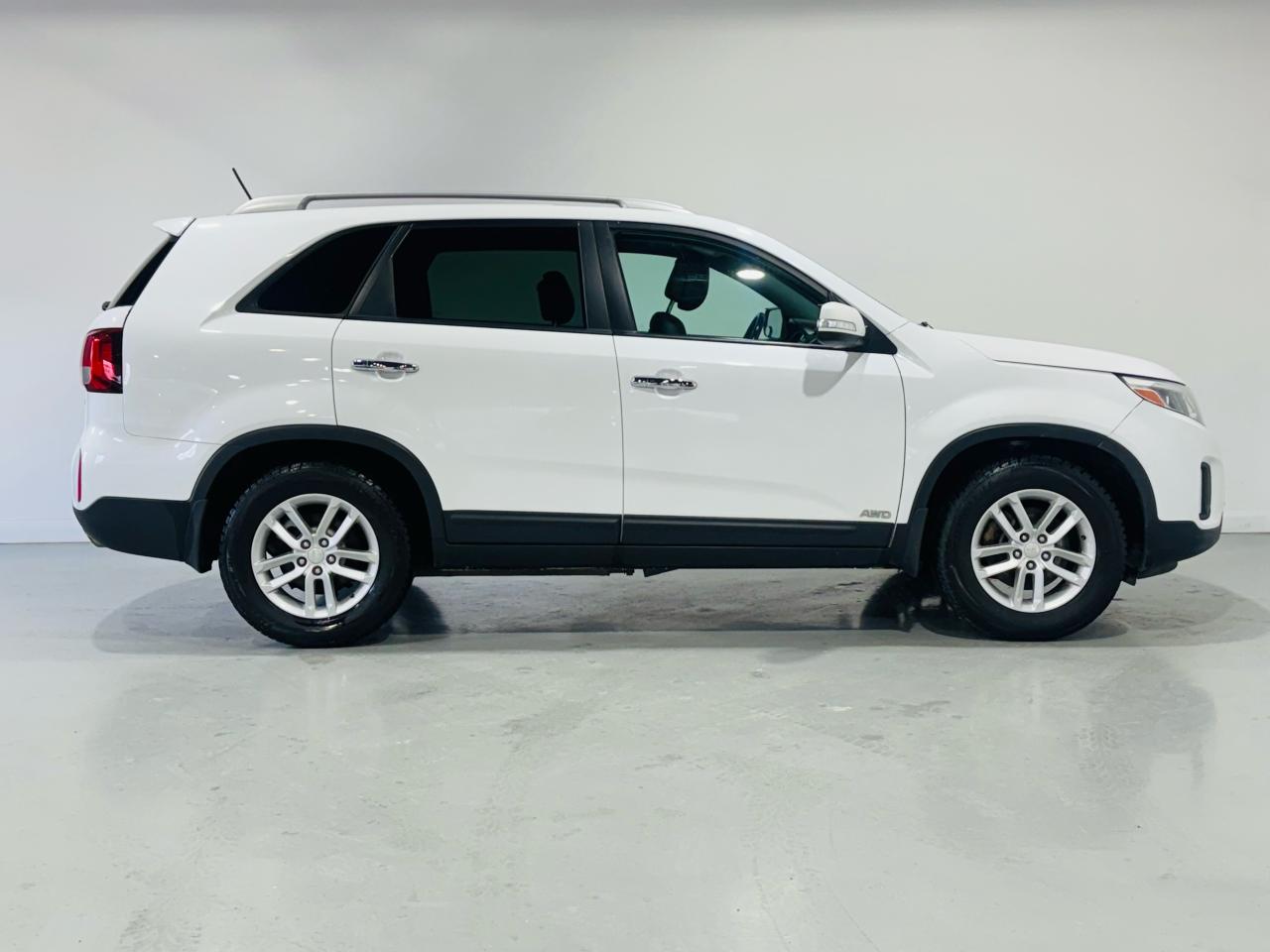 2015 Kia Sorento AWD 4dr I4 GDI Auto LX - Photo #3