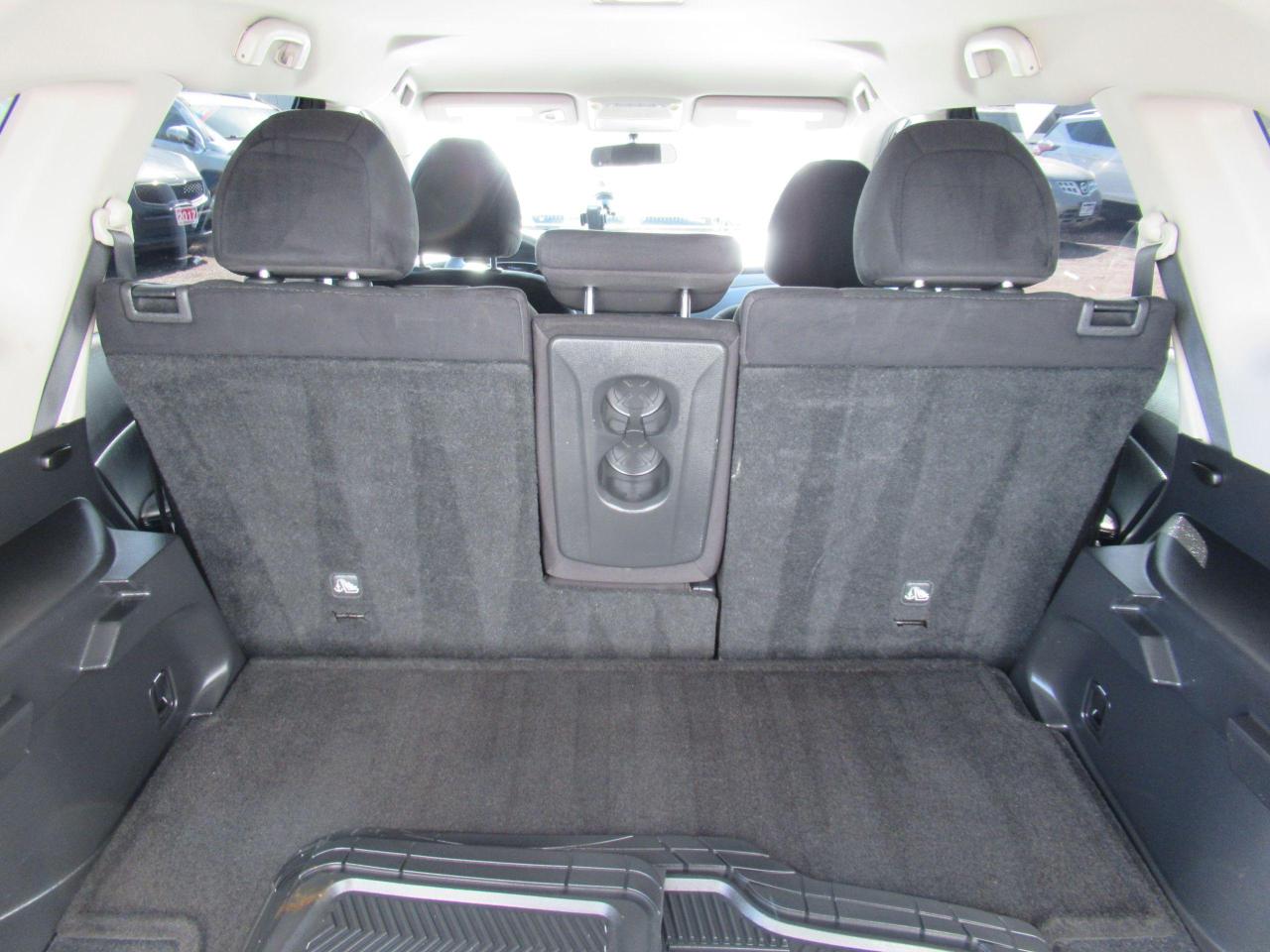 2015 Nissan Rogue S - Photo #11