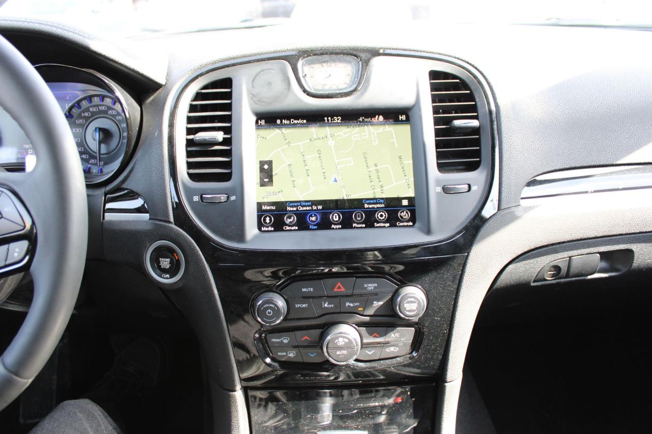 2023 Chrysler 300 300S AWD - Photo #10