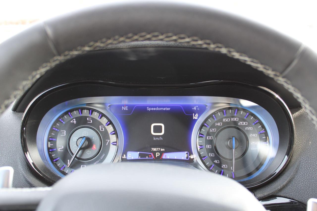 2023 Chrysler 300 300S AWD - Photo #11