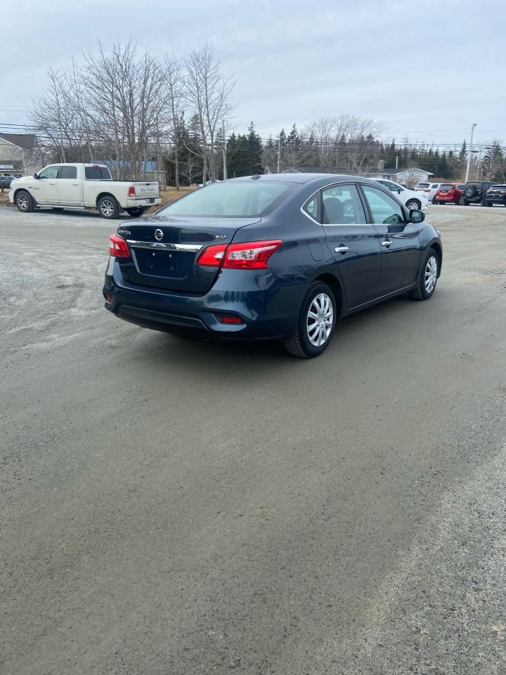 2017 Nissan Sentra SV Photo14