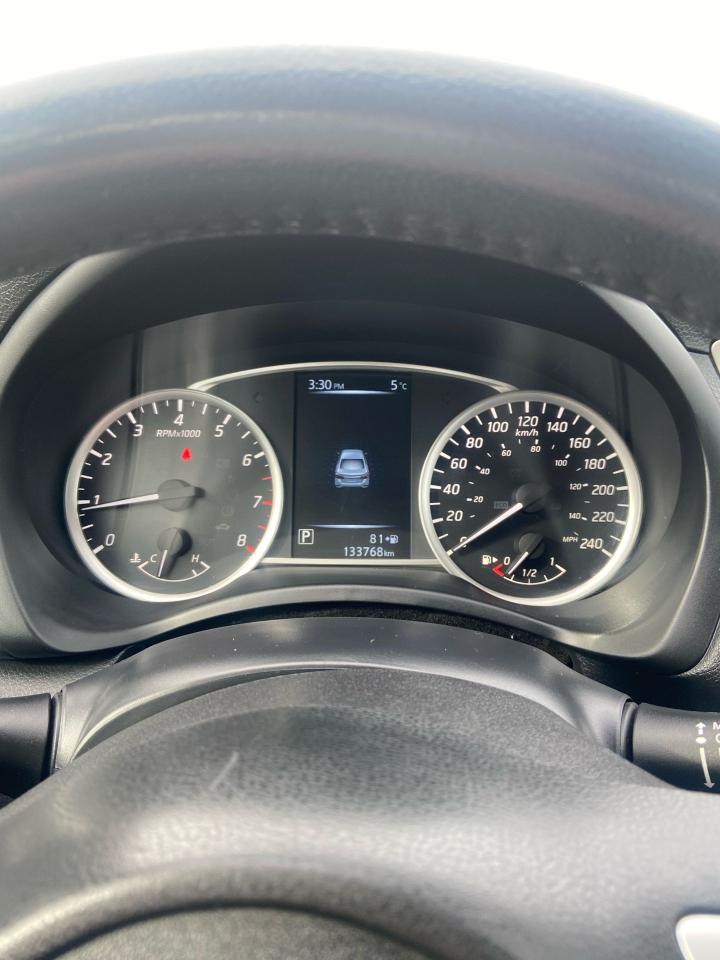2017 Nissan Sentra SV Photo17