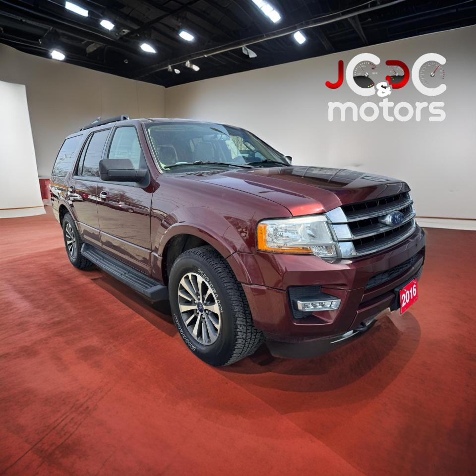 Used 2016 Ford Expedition 4WD 4dr XLT for sale in Cobourg, ON