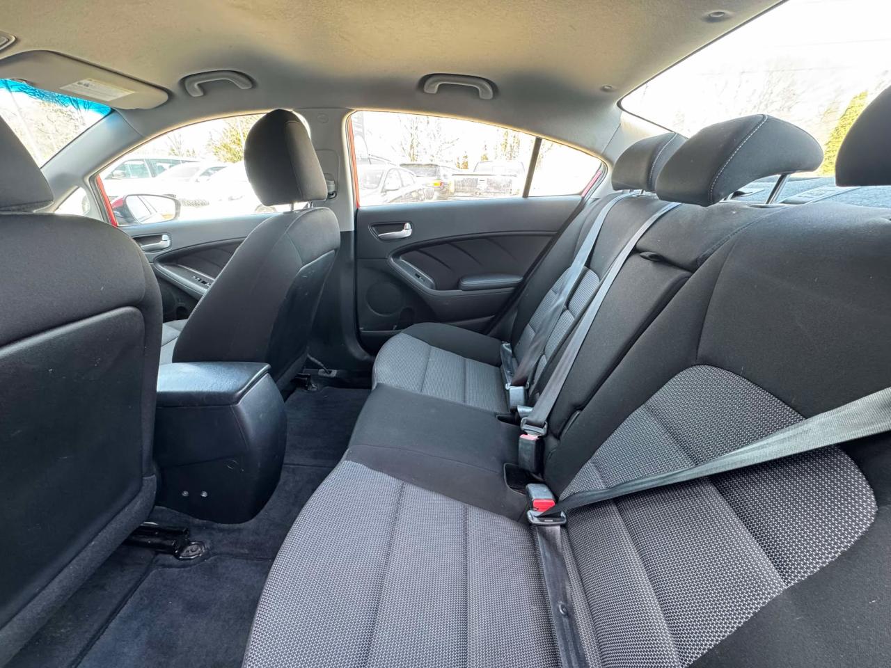2017 Kia Forte 4dr Sdn Auto LX - Photo #17
