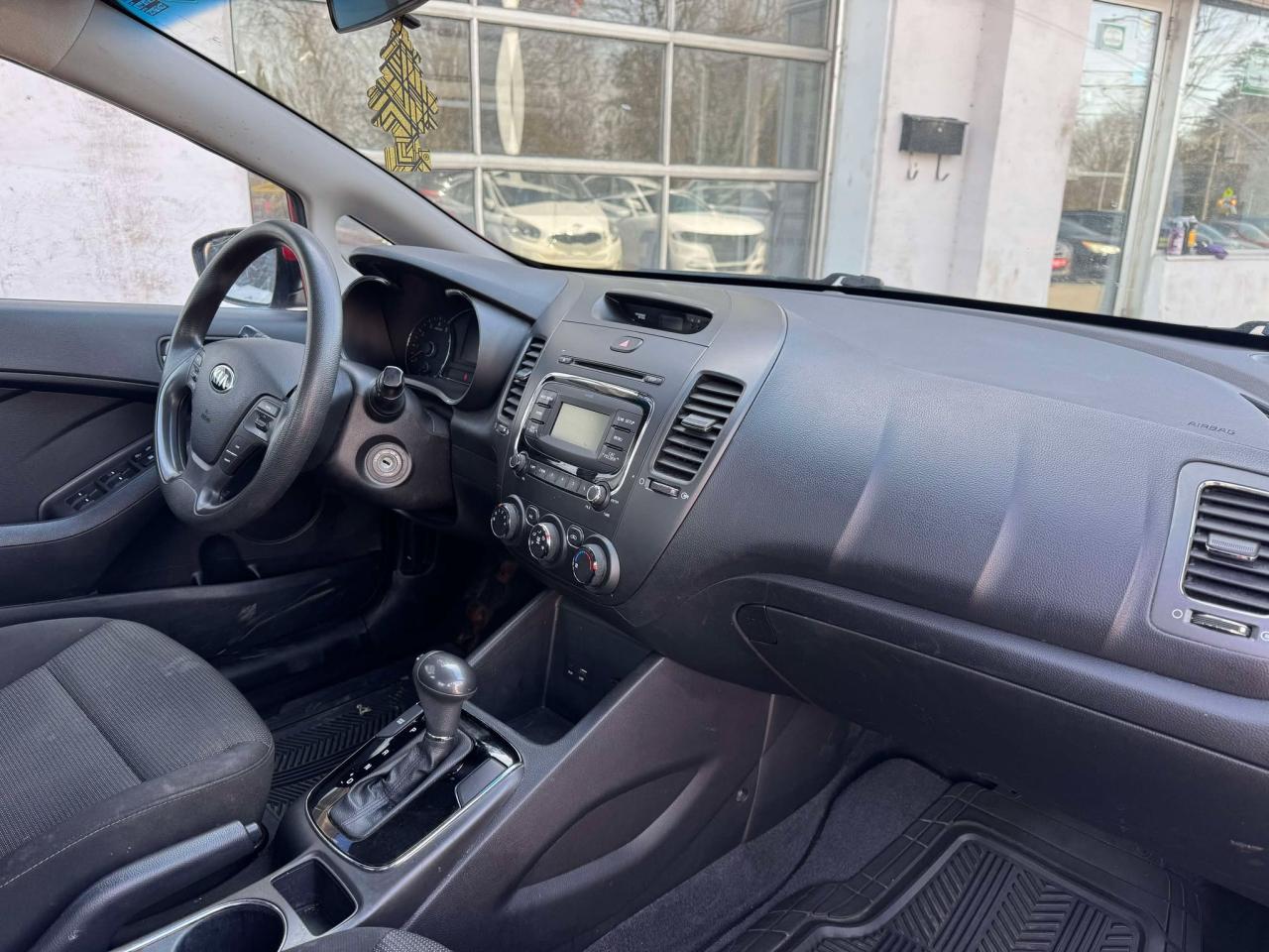 2017 Kia Forte 4dr Sdn Auto LX - Photo #11