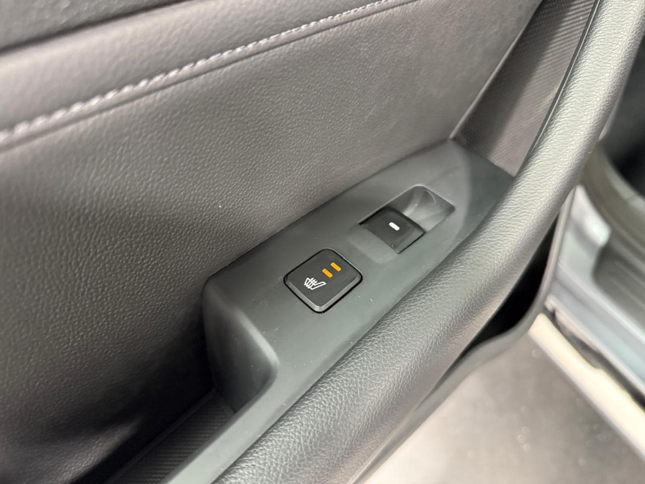 2015 Hyundai Sonata NO ACCIDENT H-SEATS H-STEERING PANORAMIC ROOF Photo4