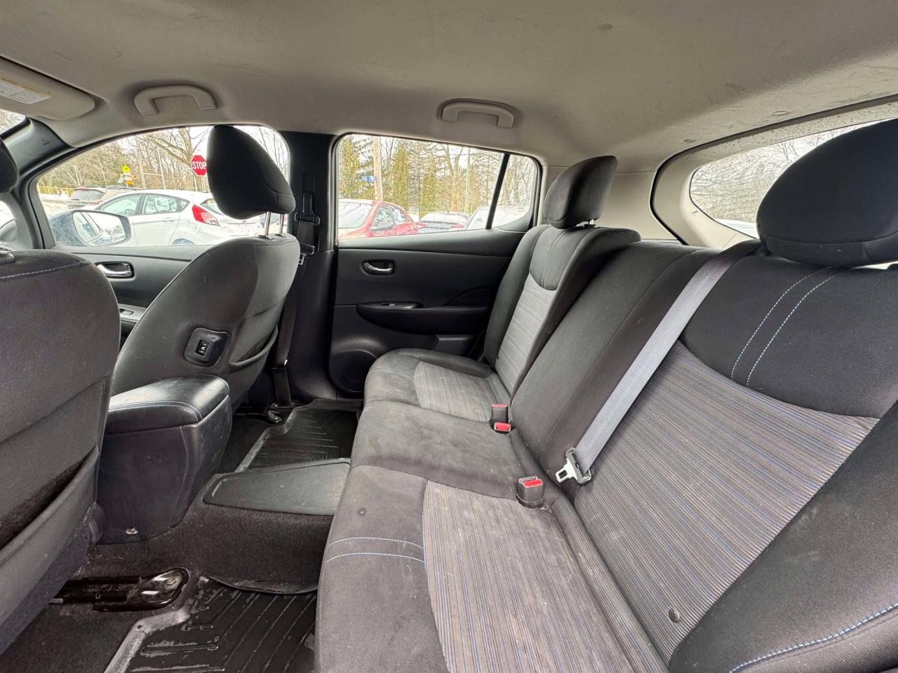 2018 Nissan Leaf S Hatchback - Photo #16