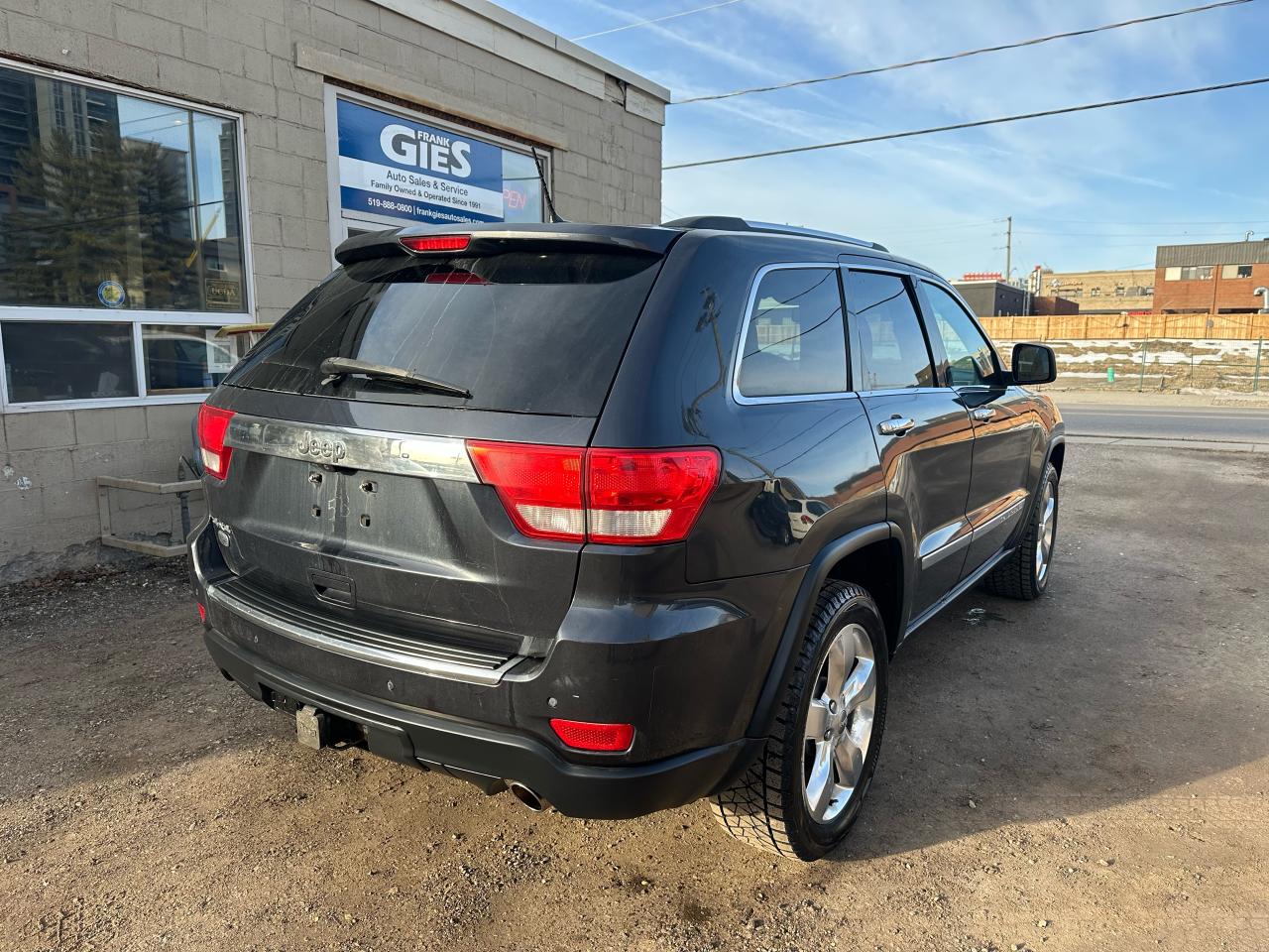 2013 Jeep Grand Cherokee 4WD 4dr Overland - Photo #5