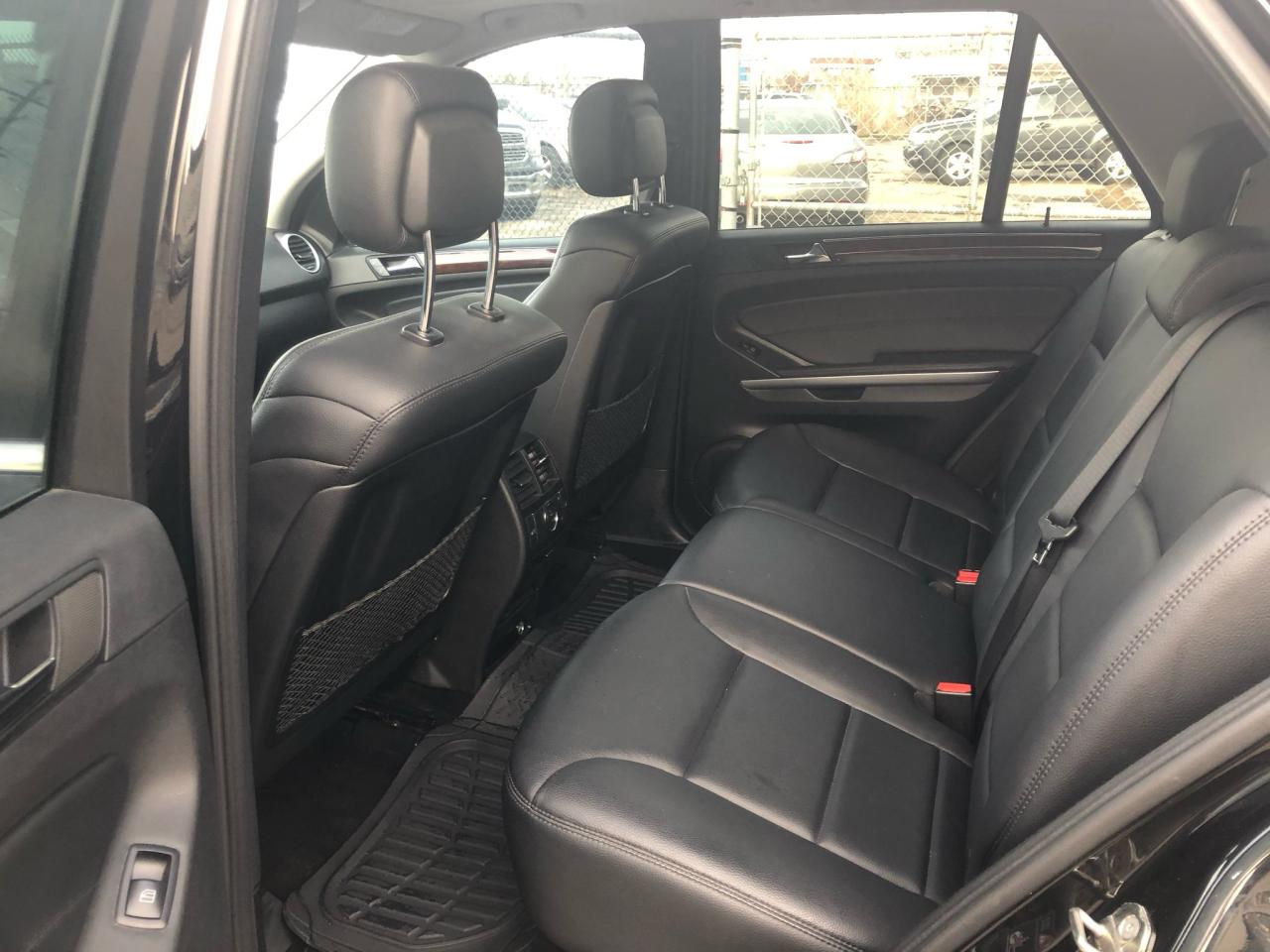 2010 Mercedes-Benz M-Class ML 350 CERTIFIED WITH 3 YEARS WARRANTY INCLUDED. - Photo #11