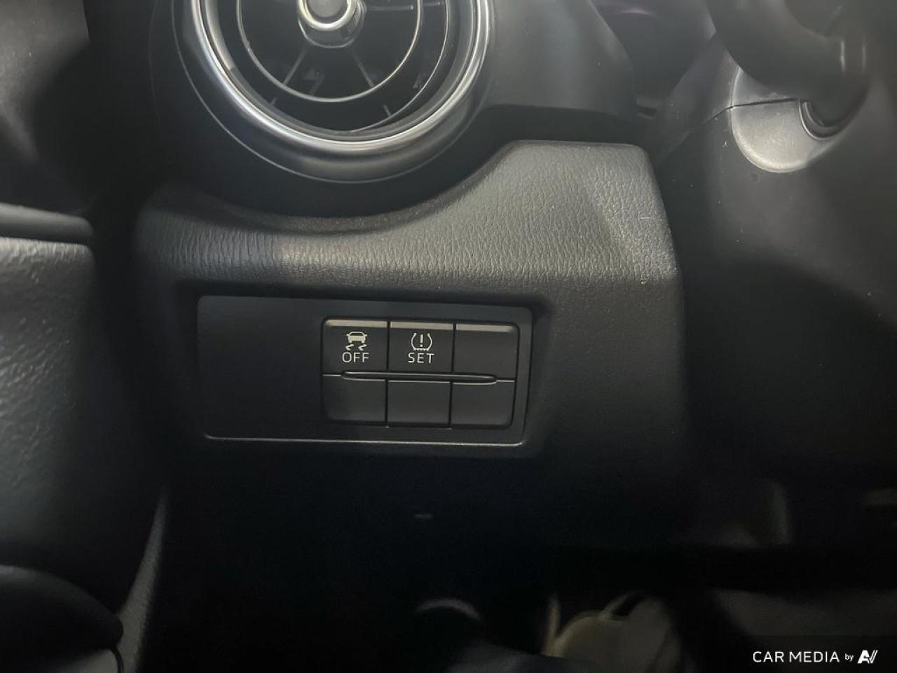 1742575936