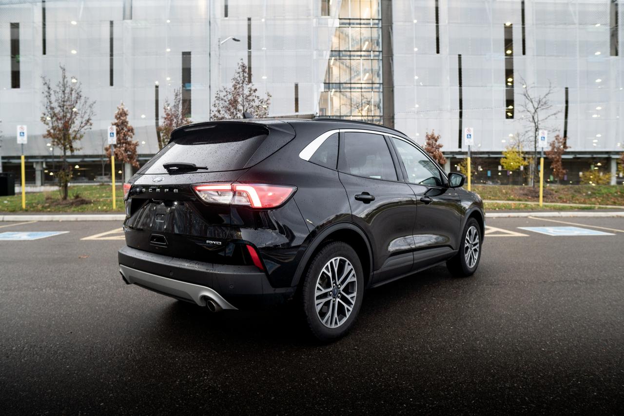 2021 Ford Escape SEL | CLEAN CARFAX | NO ACCIDENTS | - Photo #4