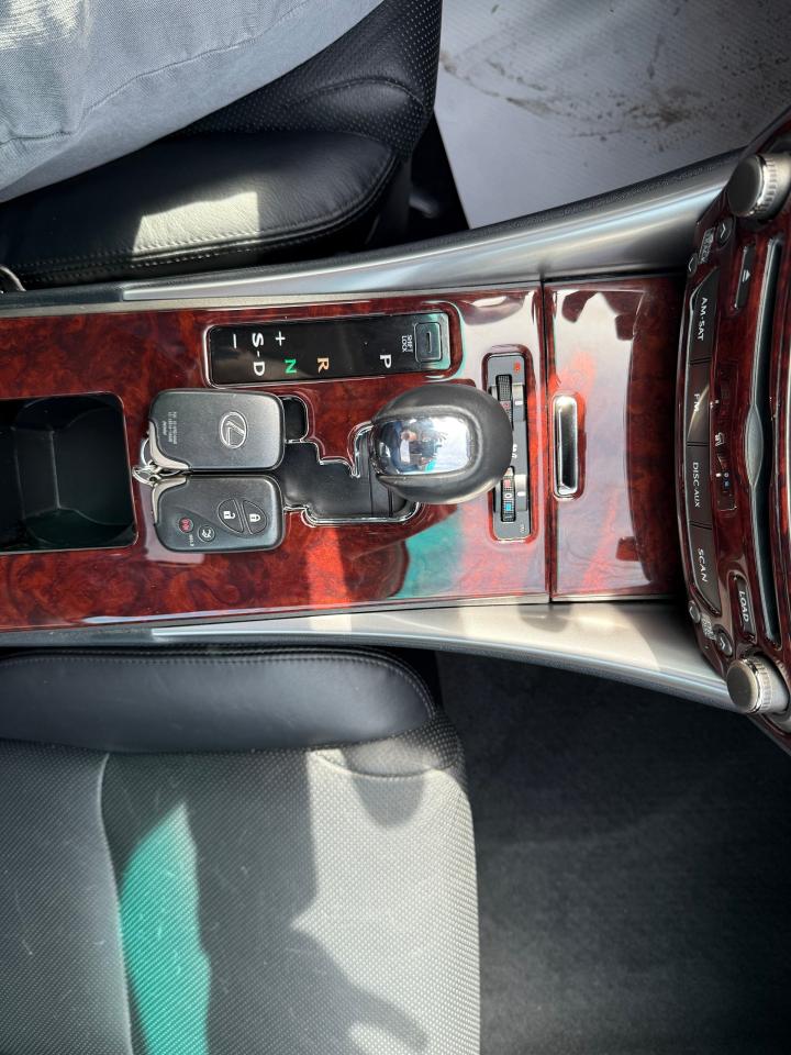 2008 Lexus IS 250 RWD AUTO *SAFETY INCL*CLEAN CARFAX*1 OWNER* - Photo #10