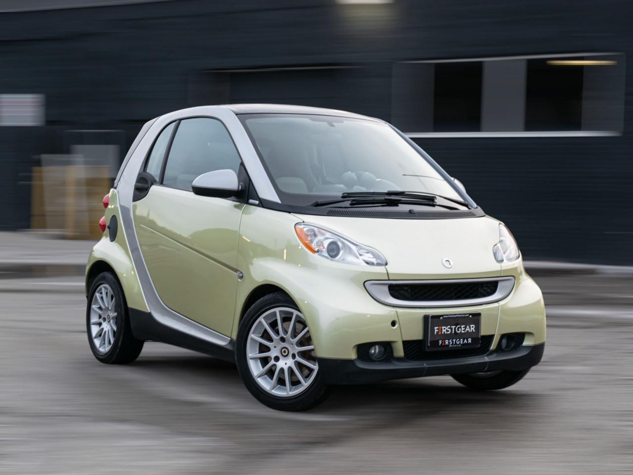 Used 2009 Smart fortwo passion coupe|NO ACCIDENT|LOW KM|PRICE TO SELL for sale in Toronto, ON