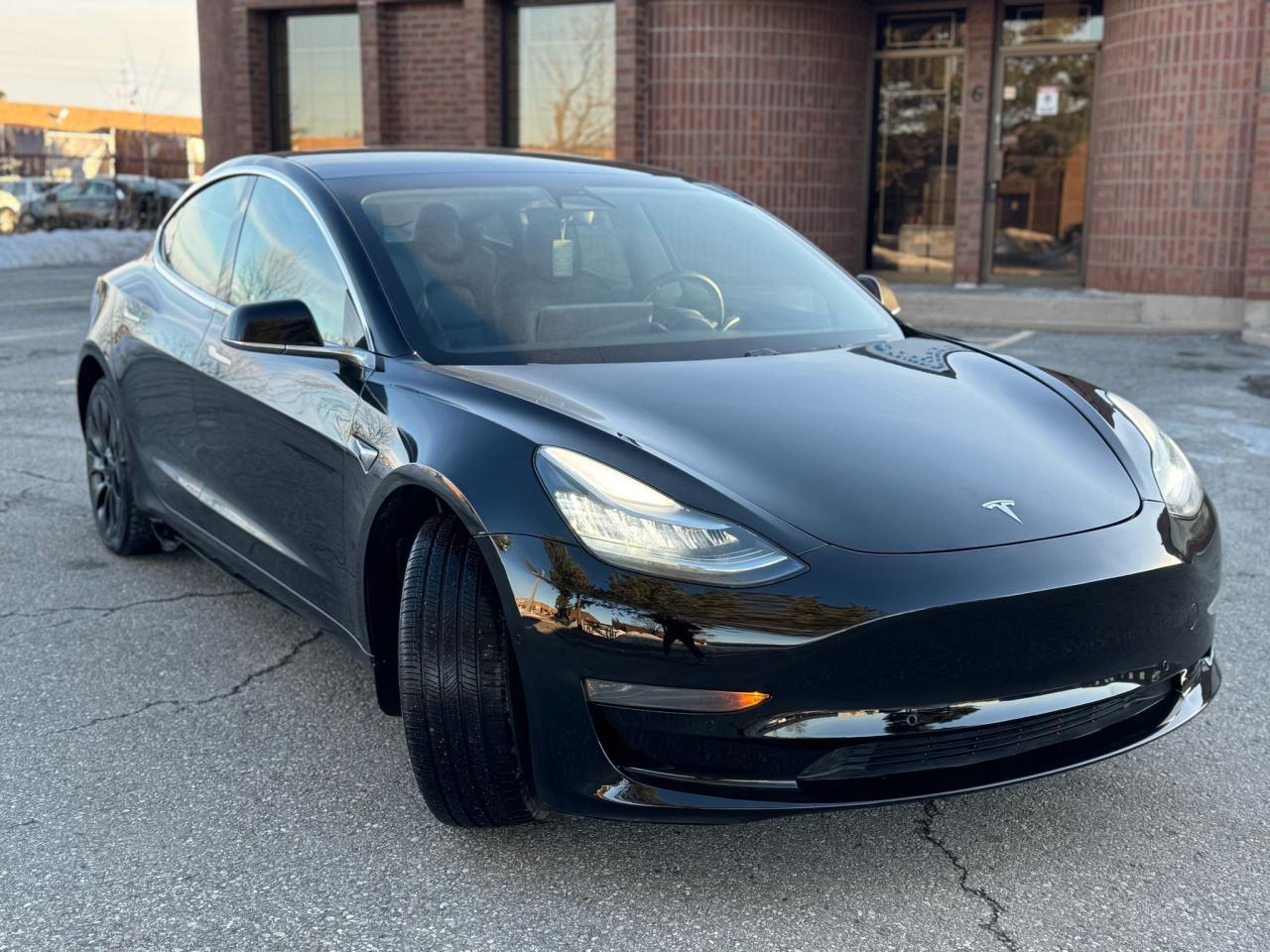 2019 Tesla Model 3 STANDARD RANGE PLUS Photo3