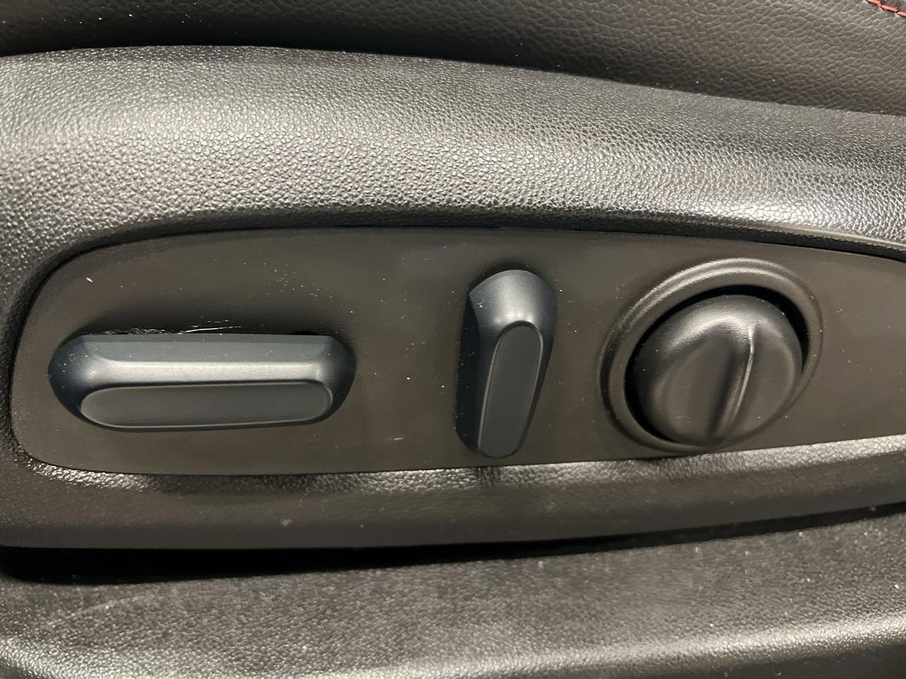 2022 Chevrolet Equinox RS AWD |LEATHER |CARPLAY |REMOTE START |BLIND SPOT Photo