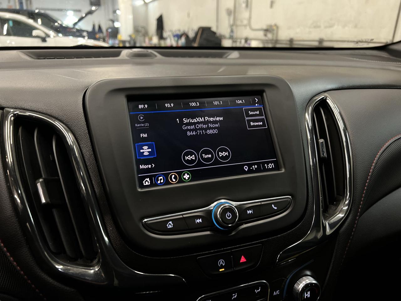 2022 Chevrolet Equinox RS AWD |LEATHER |CARPLAY |REMOTE START |BLIND SPOT Photo
