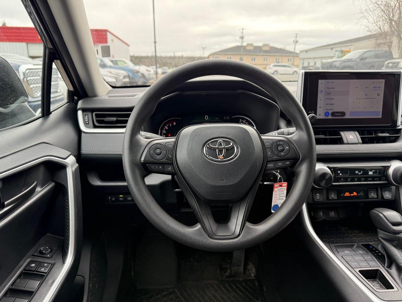 2024 Toyota RAV4 LE Photo