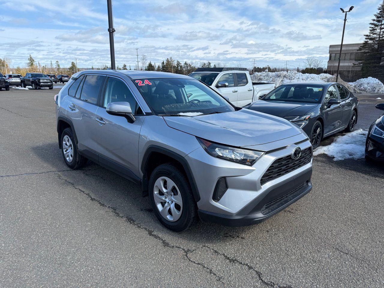 2024 Toyota RAV4 LE Photo2