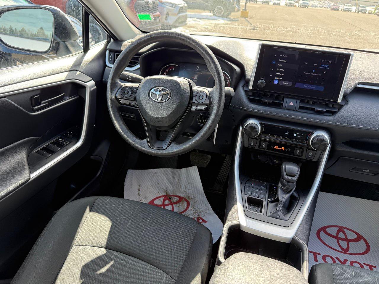 2024 Toyota RAV4 LE Photo