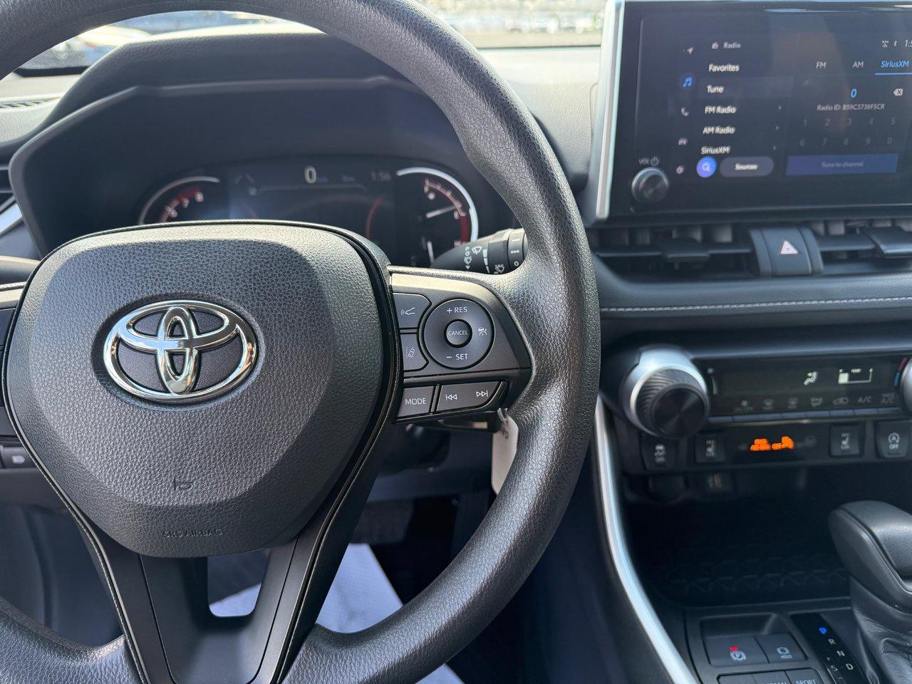 2024 Toyota RAV4 LE Photo