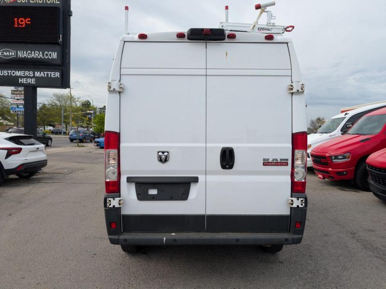 2017 RAM Cargo Van ProMaster High Roof  **CLEAN CF** Photo3
