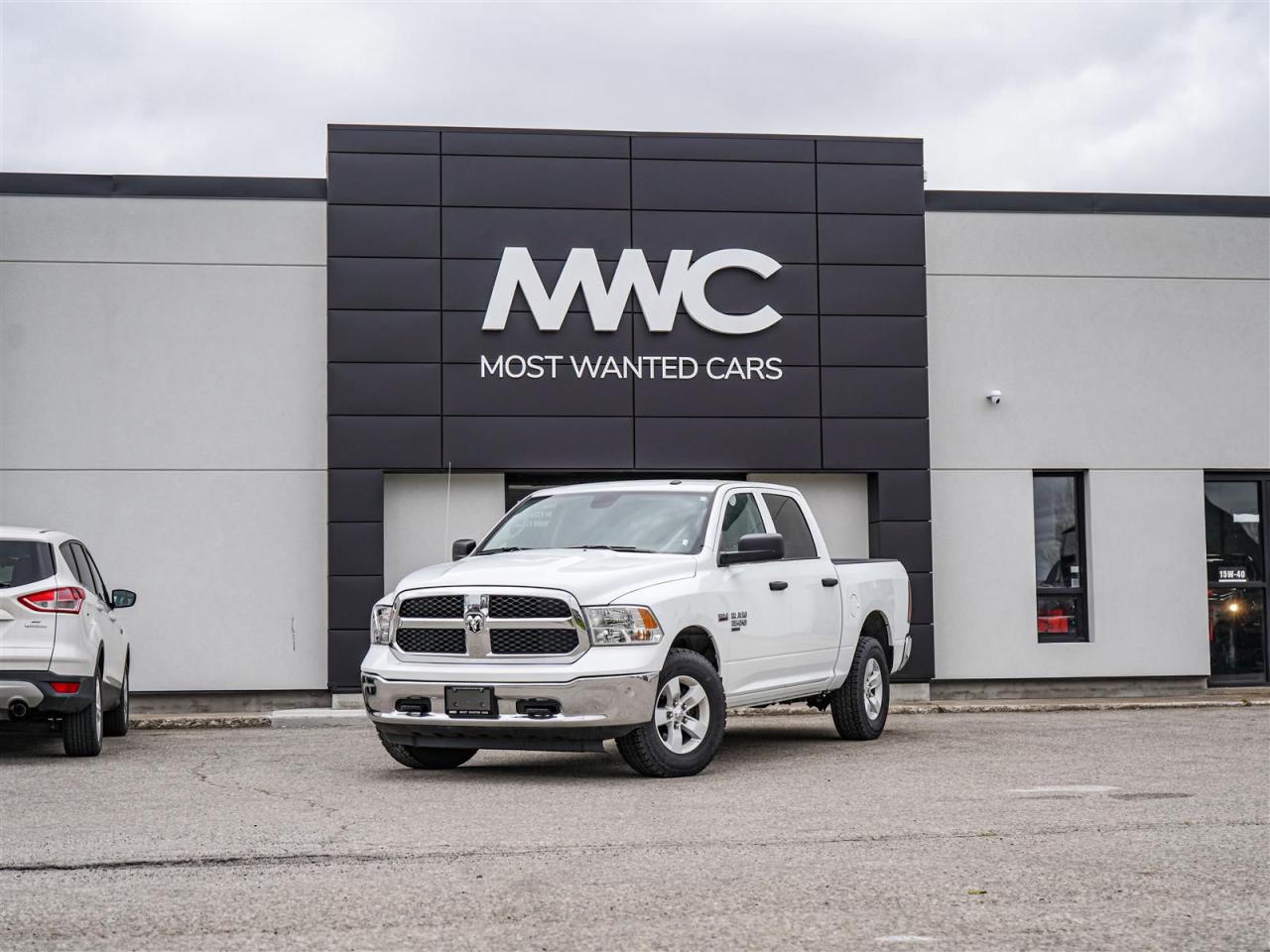 Used 2023 RAM 1500 Classic SLT | CREW CAB | 4X4 | 5.7 HEMI for sale in Kitchener, ON