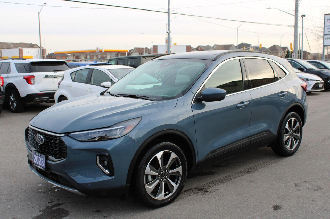 2023 Ford Escape Platinum AWD - Photo #4