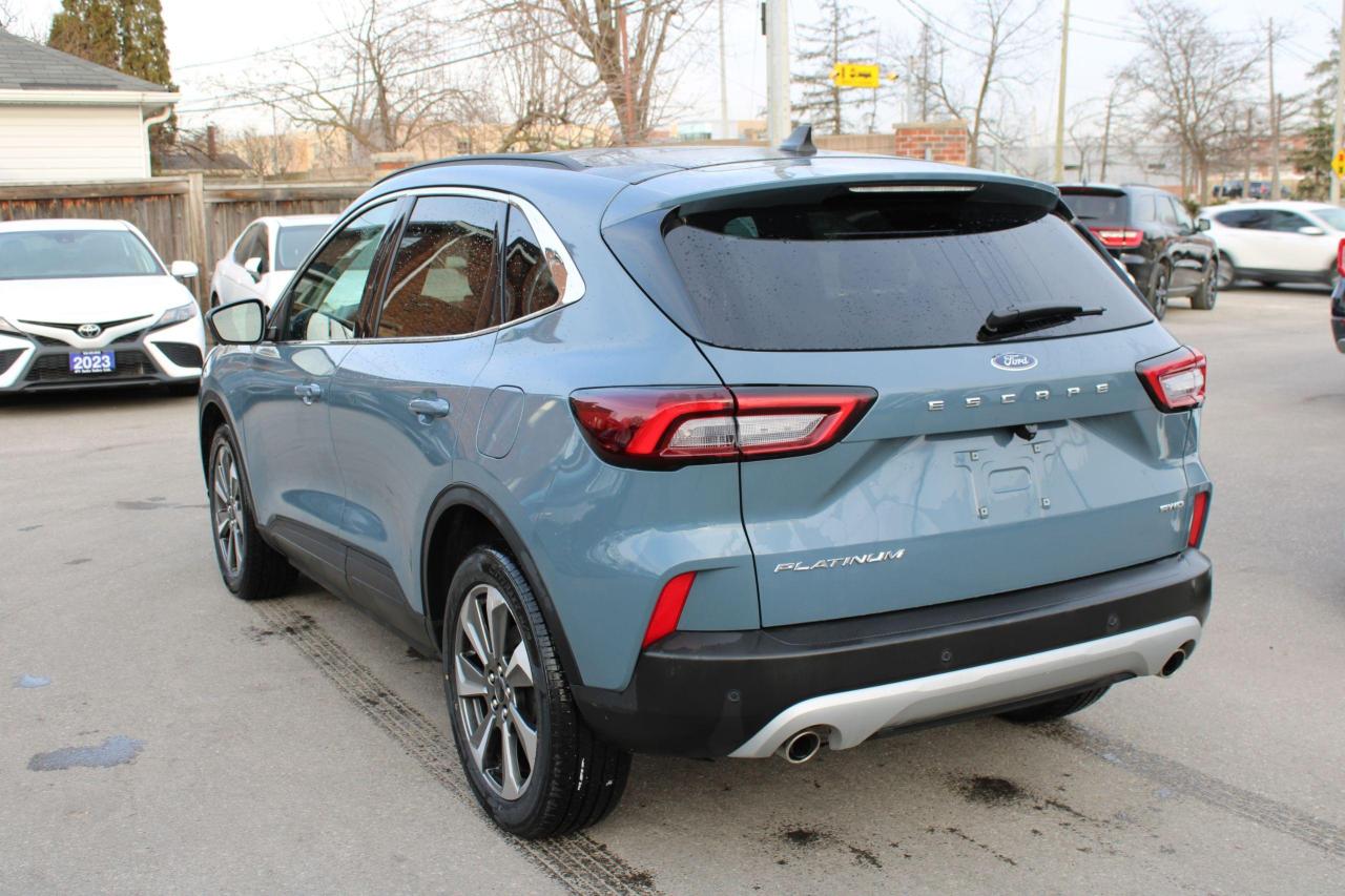 2023 Ford Escape Platinum AWD - Photo #5
