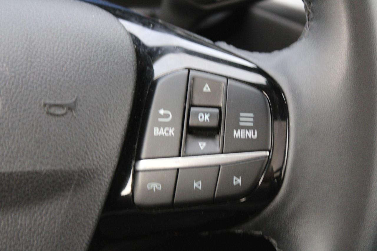 2023 Ford Escape Platinum AWD - Photo #15