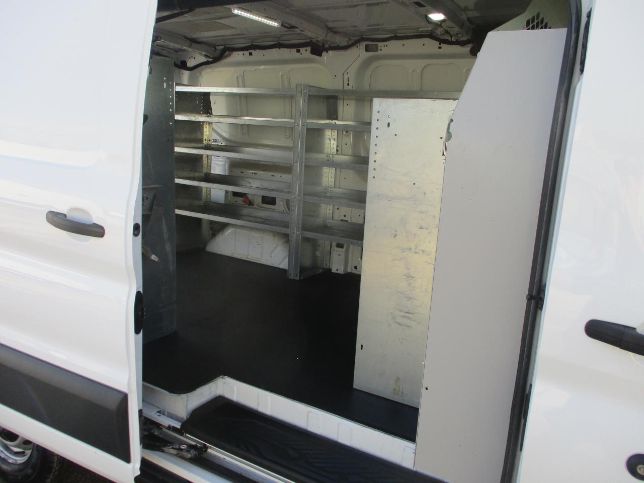 2018 Ford Transit  - Photo #6
