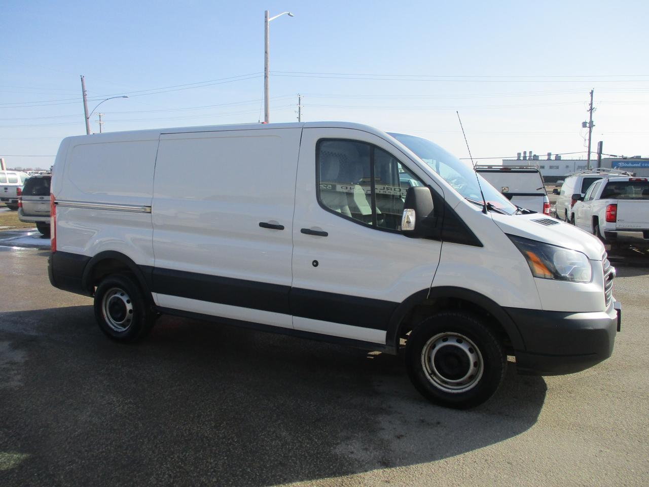 2018 Ford Transit  - Photo #2
