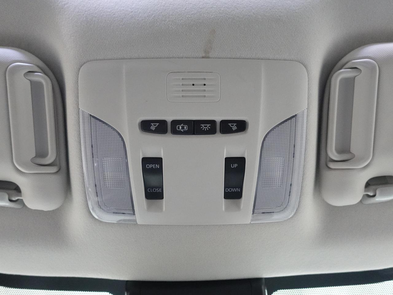 2021 Toyota Corolla LE UPGRADE | Sunroof | LaneDep | BSM | CarPlay