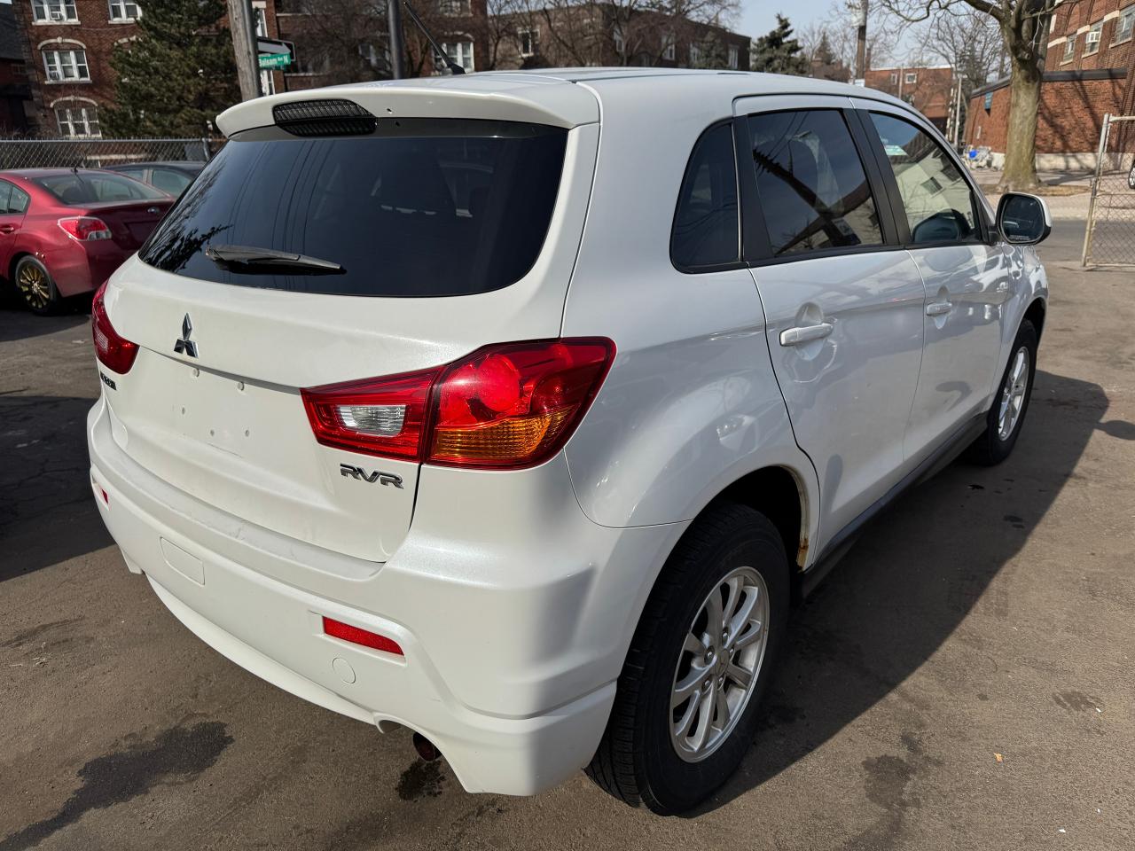 2011 Mitsubishi RVR SE - CERTIFIED - NO ACCIDENTS - Photo #5