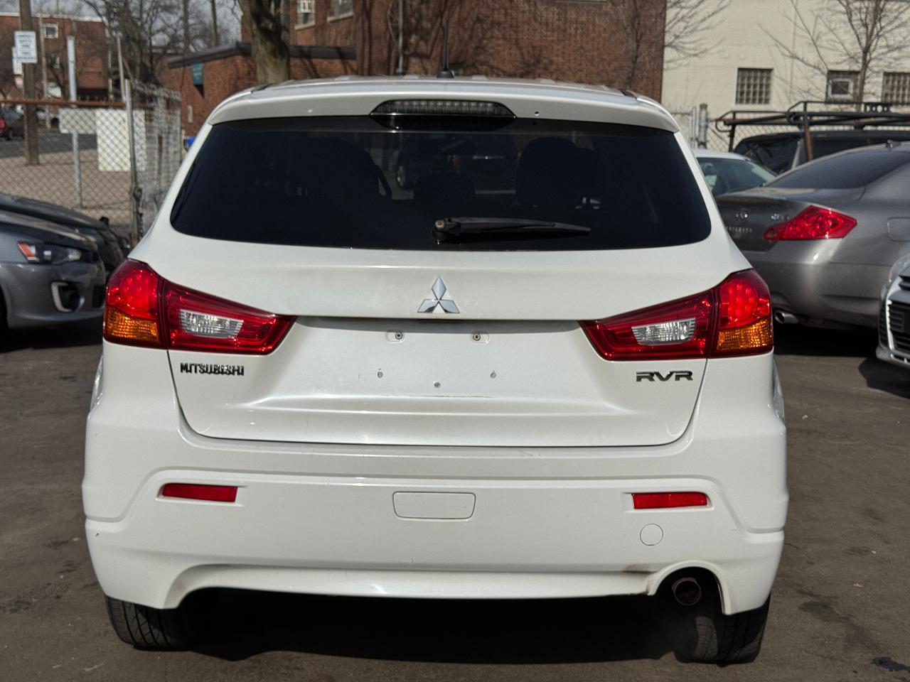 2011 Mitsubishi RVR SE - CERTIFIED - NO ACCIDENTS - Photo #6