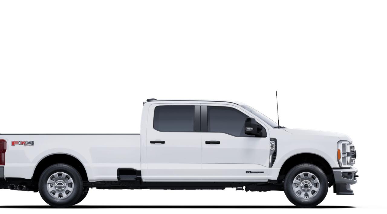 2025 Ford F-350 Super Duty SRW XLT Photo4