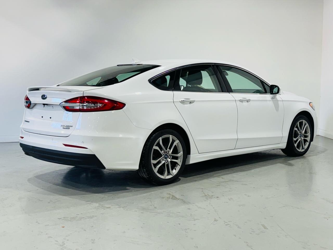 2020 Ford Fusion Hybrid Titanium - Photo #5