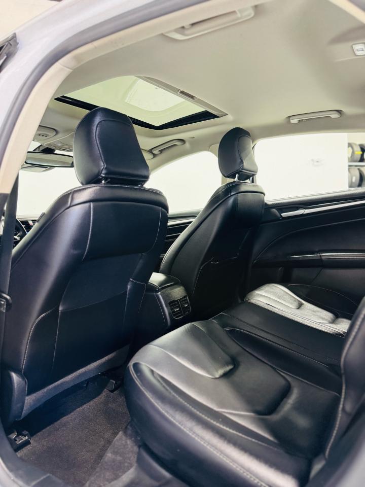 2020 Ford Fusion Hybrid Titanium - Photo #20