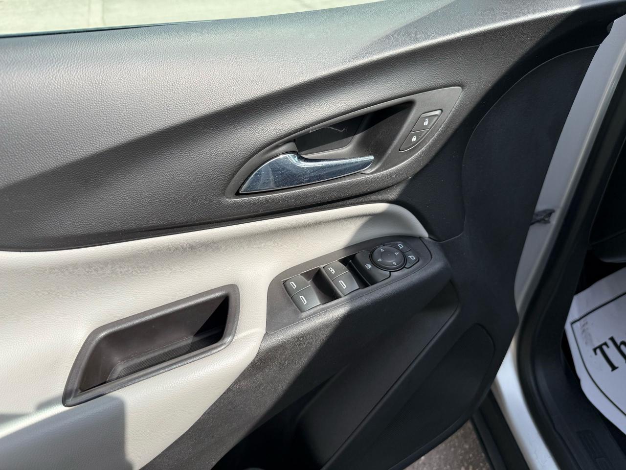 2019 Chevrolet Equinox LS - Photo #6