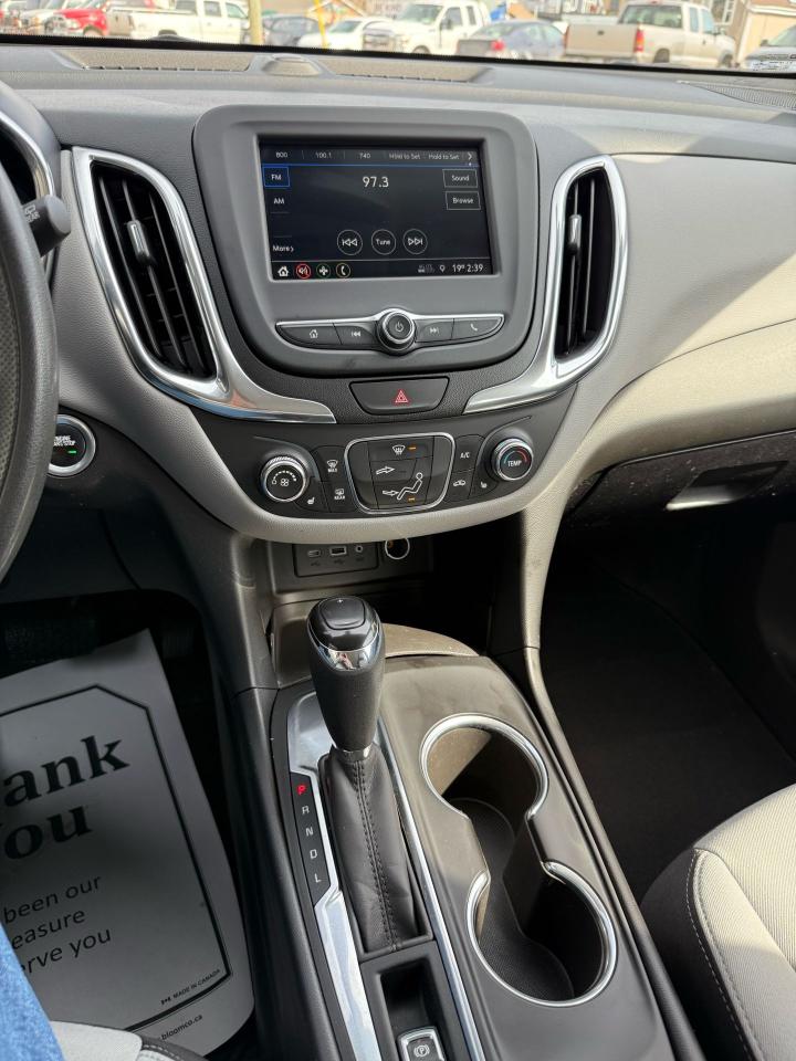 2019 Chevrolet Equinox LS - Photo #3