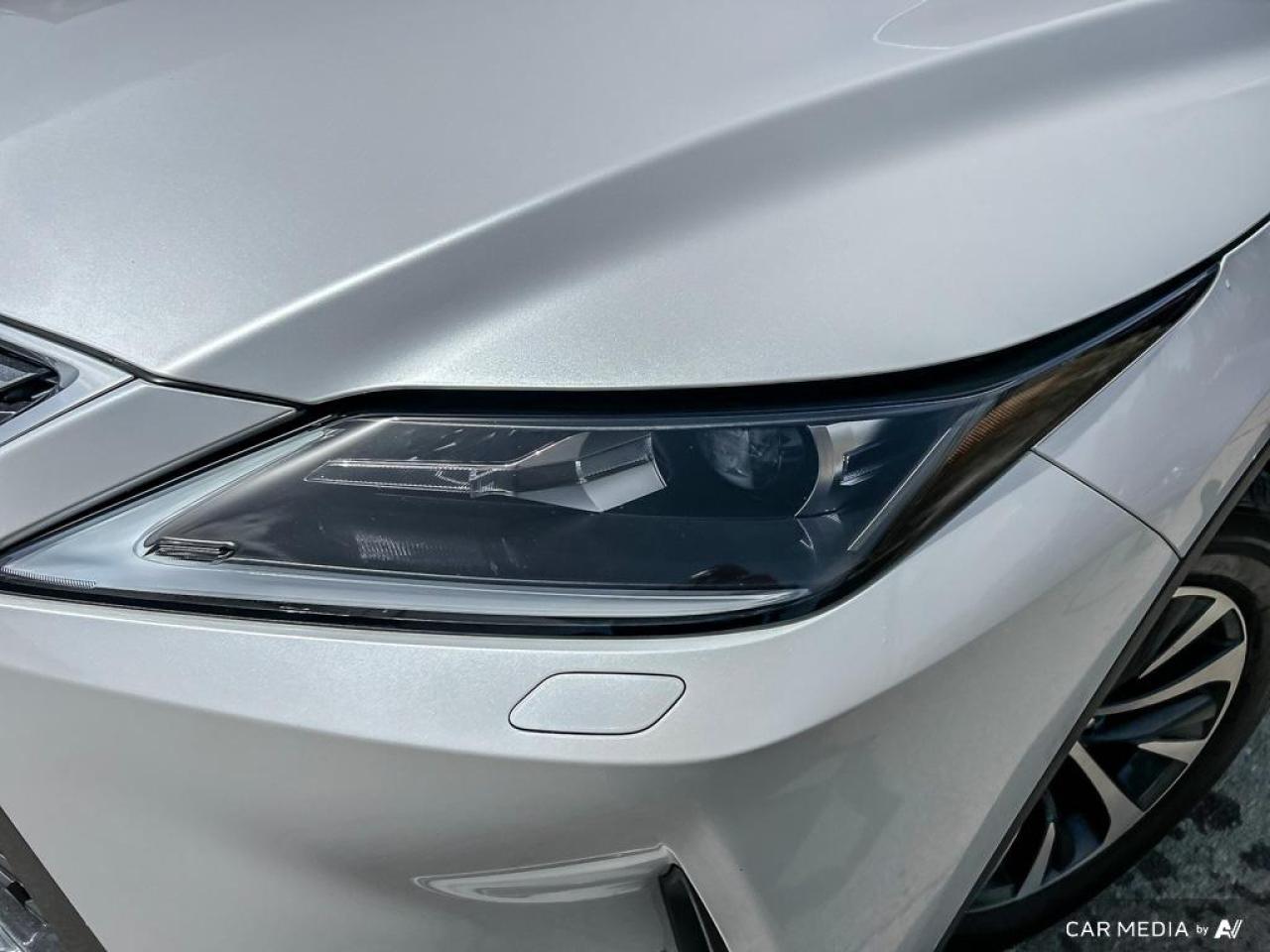 2022 Lexus RX RX 350 / ROOF / LEATHER / AWD / NO ACCIDENTS - Photo #9