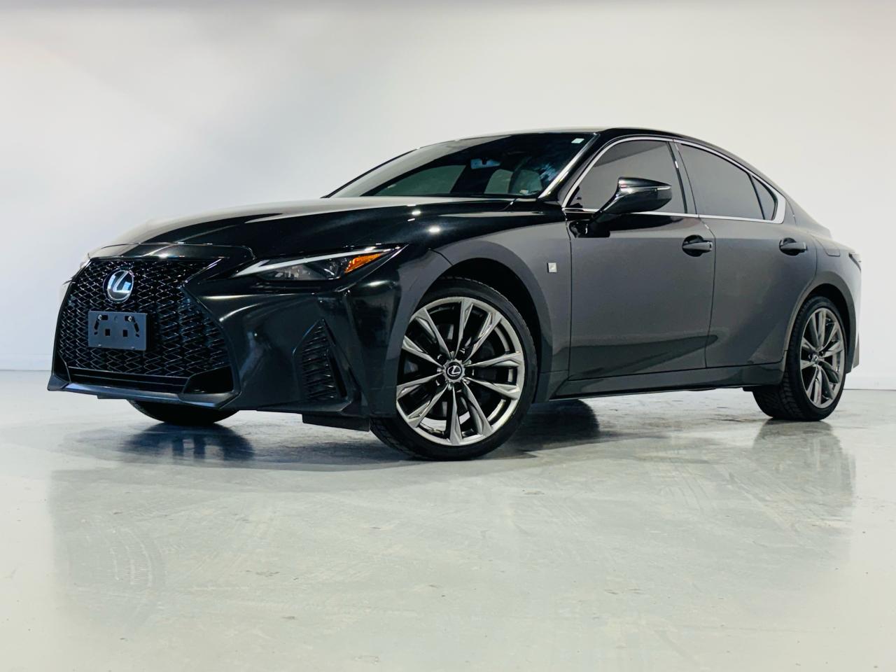 2021 Lexus IS 