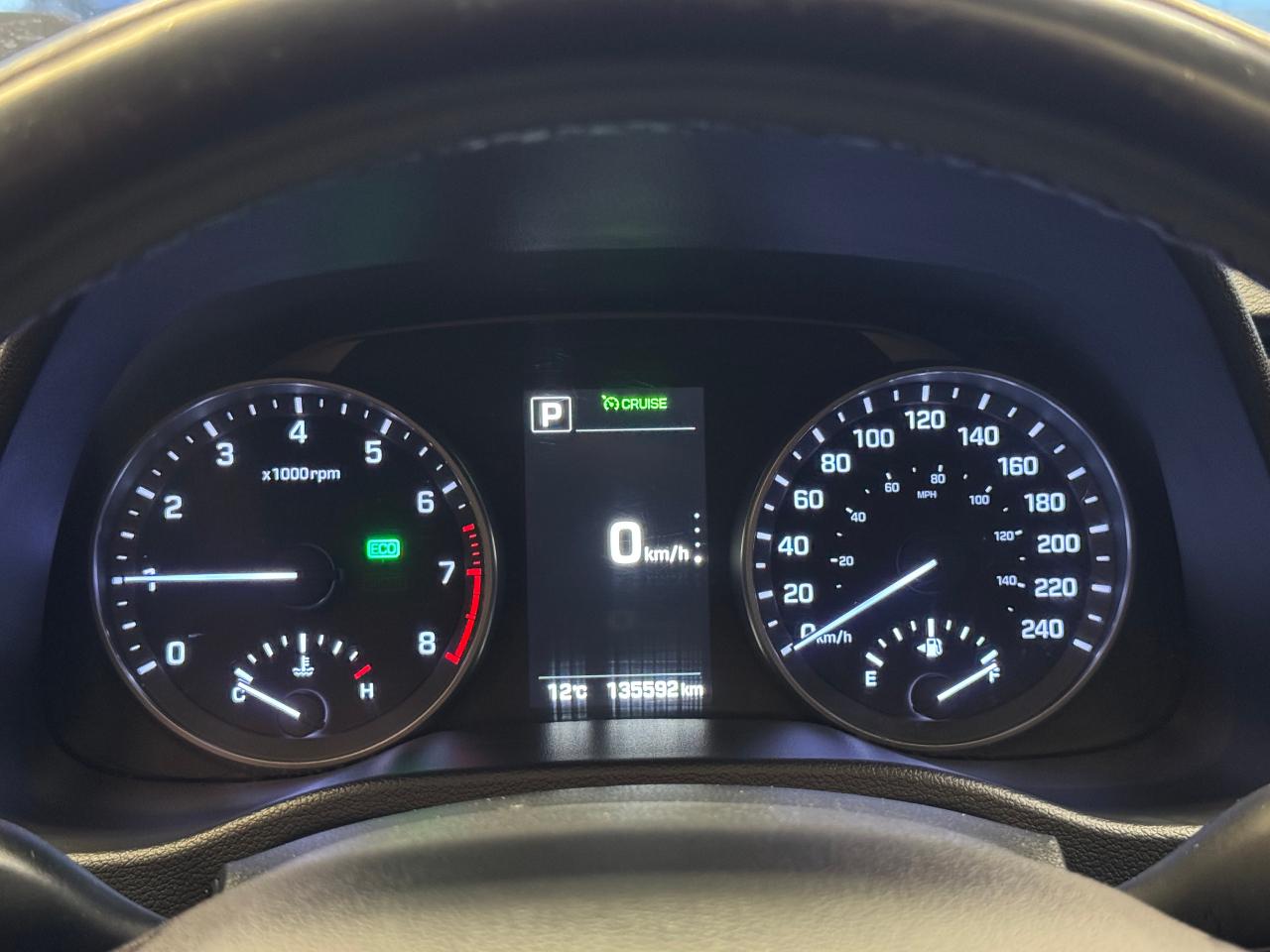 2017 Hyundai Elantra LIMITED+sunroof+GPS+ApplePlay+Heated Steering - Photo #15