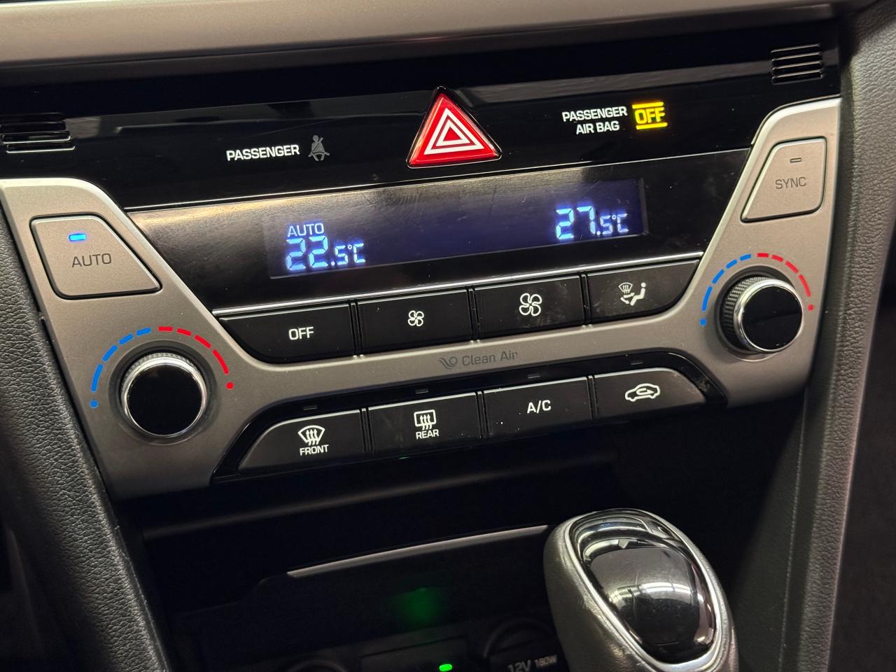2017 Hyundai Elantra LIMITED+sunroof+GPS+ApplePlay+Heated Steering - Photo #37