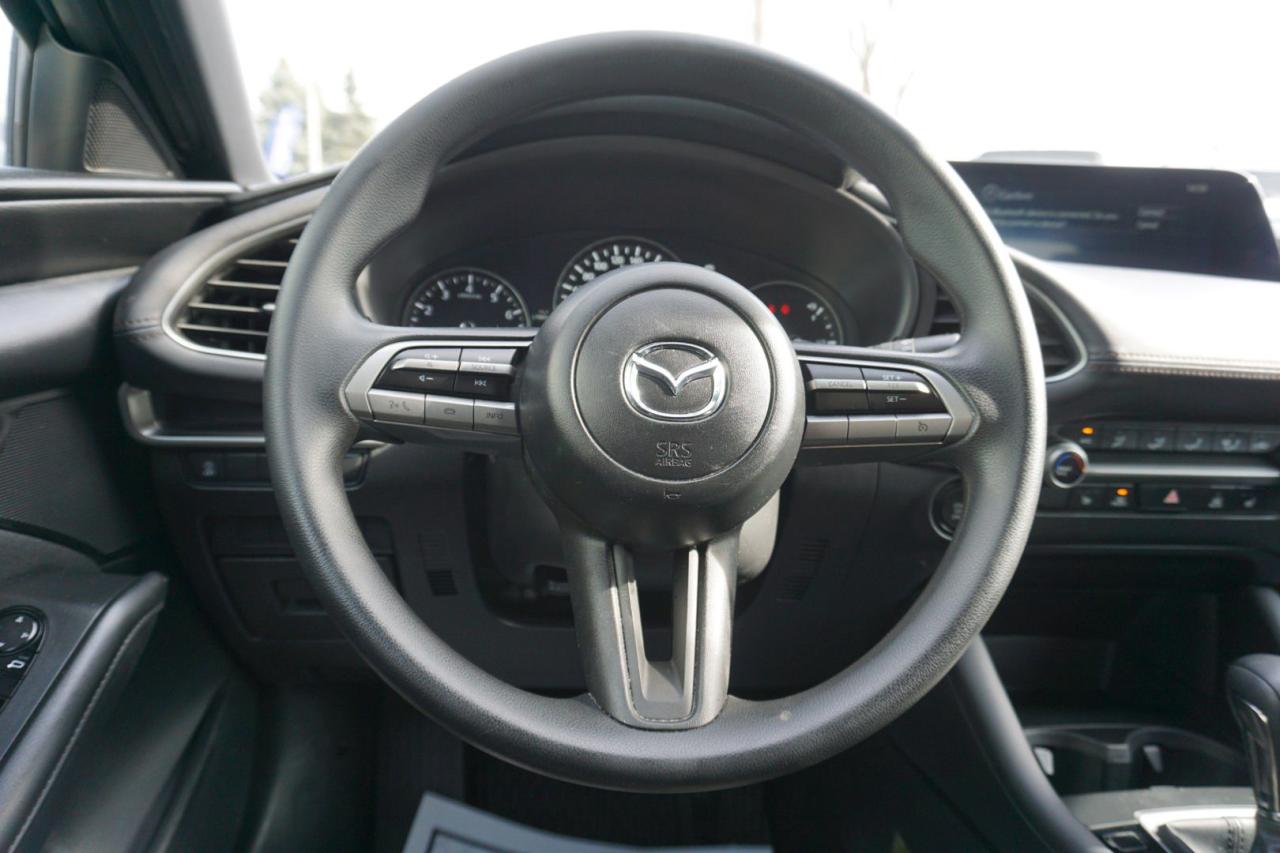 2023 Mazda MAZDA3 SELECT SPORT CERTIFIED *1 OWNER*MAZDA MAINTAIN* CAMERA BLUETOOTH HEATED SEATS CRUISE ALLOYS - Photo #10